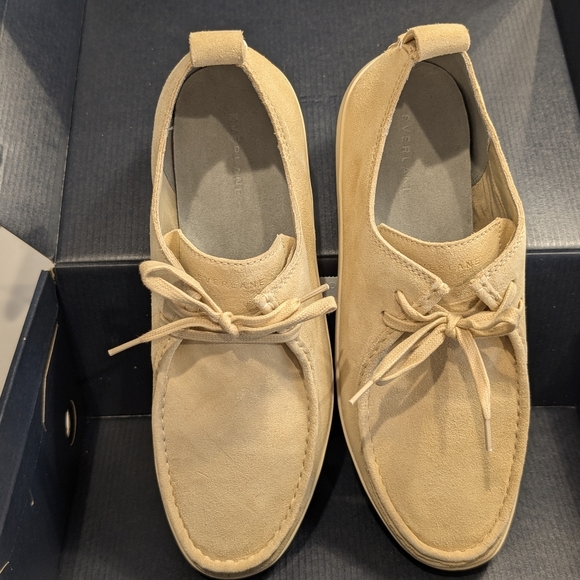 Everlane Desert Shoe Suede Desert Pebble Mens 8.5 Minimalist NIB Preppy Classic - Picture 2 of 7